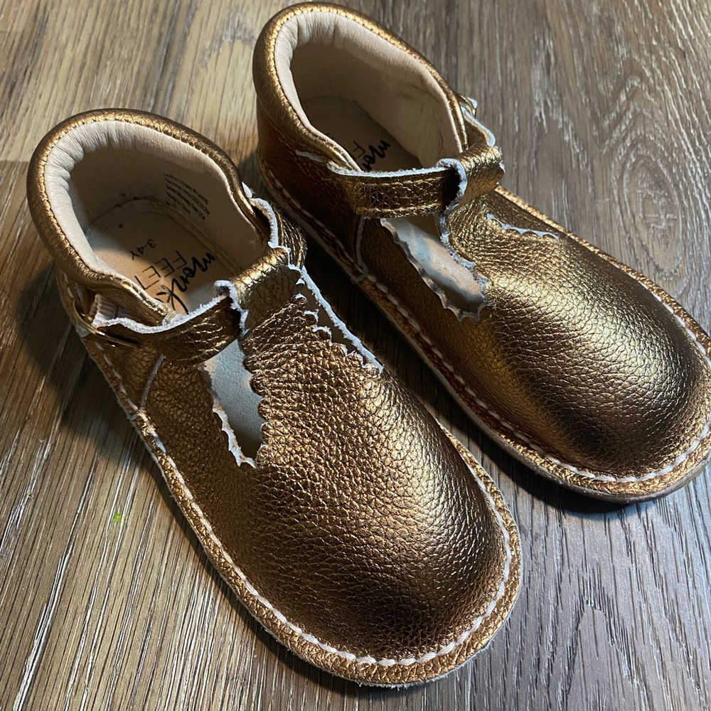 Bronze Monkey Feet Hard Sole T Strap